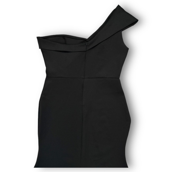 Mayfasey One-Shoulder Mermaid Gown - Picture 8 of 14